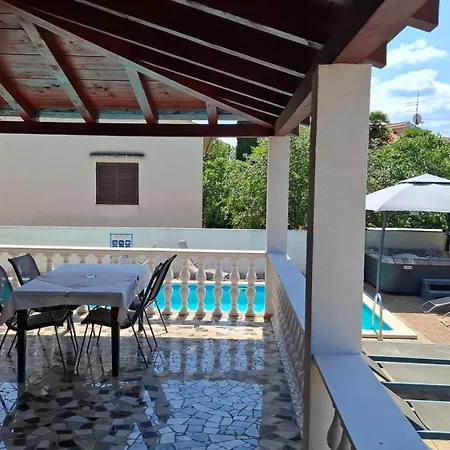 Kimm Ii Apartamento *