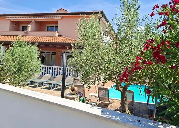 Kimm Ii Apartment Porec